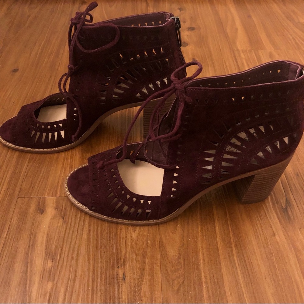 Vince Camuto Tarita Laser-cut Bootie in Dark Red